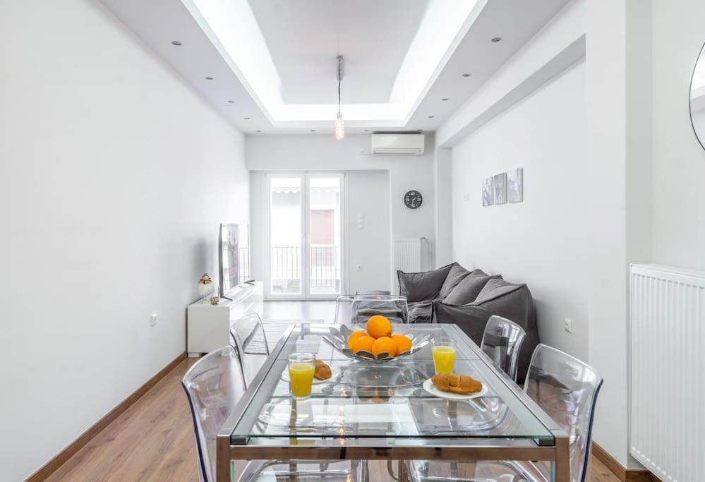 Modernised Athenian Apartment /W 2Br & 2Ba Экстерьер фото