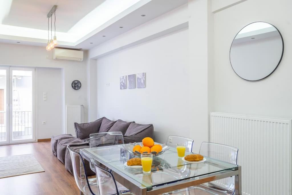 Modernised Athenian Apartment /W 2Br & 2Ba Экстерьер фото